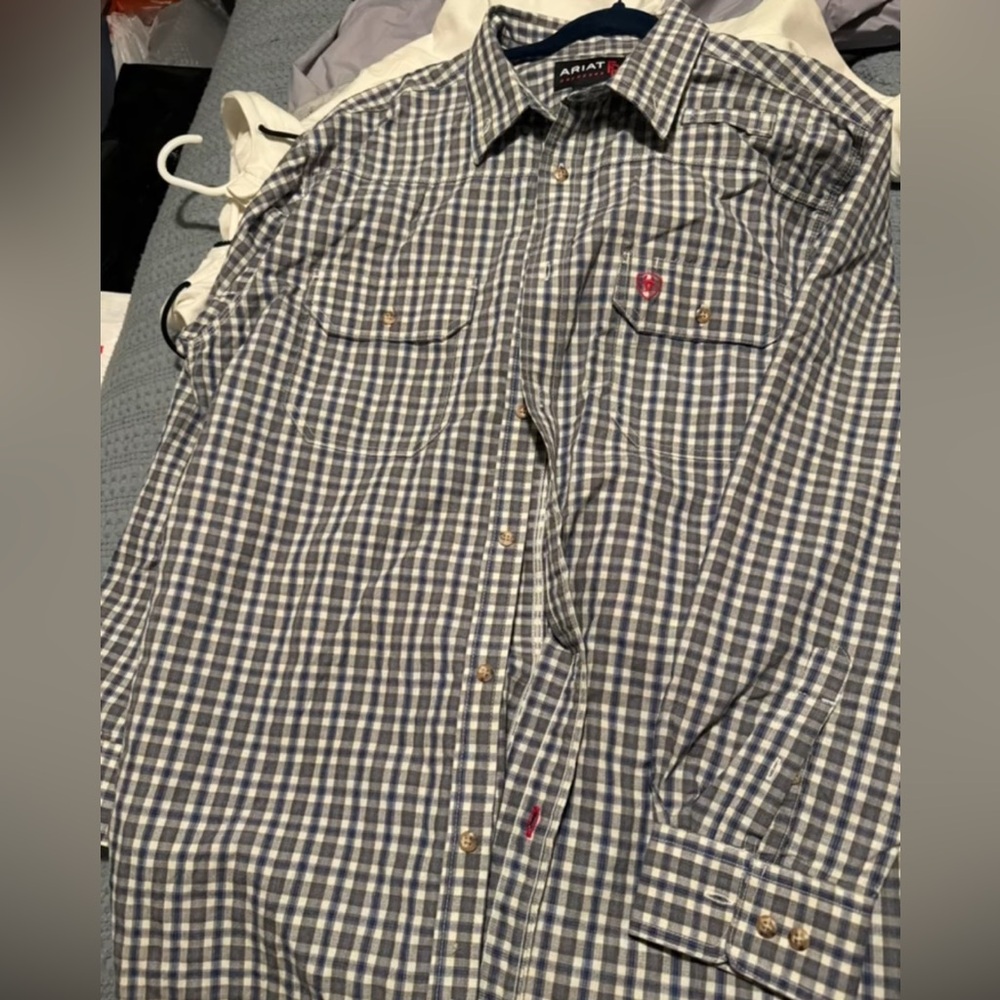 Ariat Men's Gray and Blue Plaid Shirt Jackets